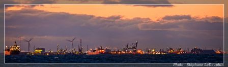 DSC_2888_DSC_2892-AutoPano.jpg Mouillage de Lavera, Martigues, France, fév. 2010