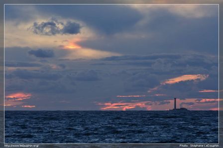 Couché de soleil sur le phare de Planier, Marseille, France, nov. 2010 Couché de soleil sur le phare de Planier