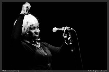 Un_jour_une_photo/2012/2012_10/2012-10-17/SLeDauphin_Photographie_20121012_SLD_0521.jpg, , , oct. 2012 Un_jour_une_photo/2012/2012_10/2012-10-17/SLeDauphin_Photographie_20121012_SLD_0521.jpg